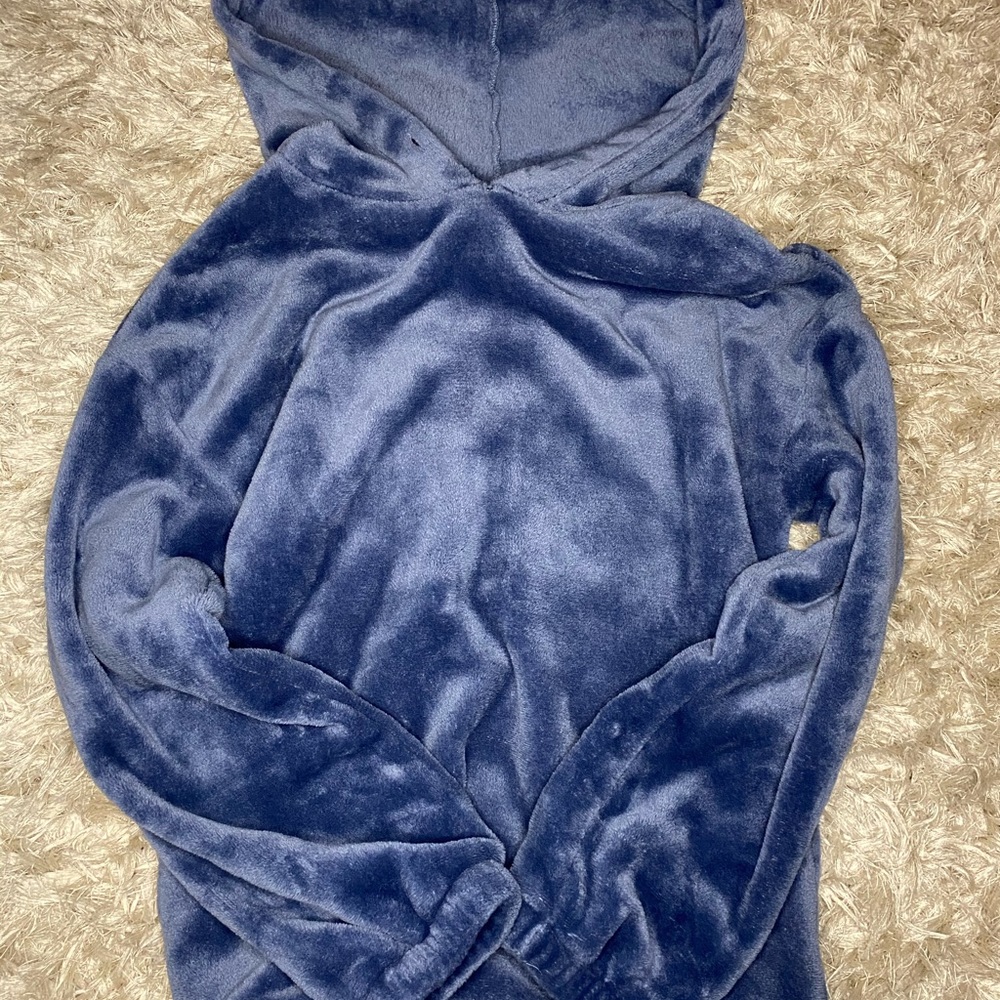 LC Sweater